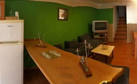 منزل الضيف Macastre  في La Casita Santa Barbara المظهر الخارجي الصورة
