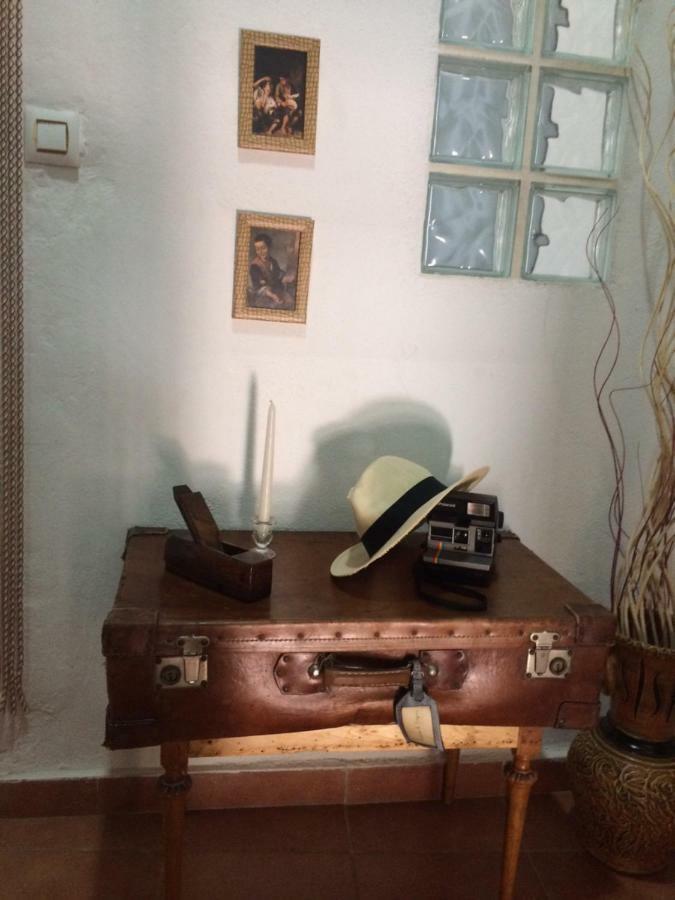 منزل الضيف Macastre  في La Casita Santa Barbara المظهر الخارجي الصورة