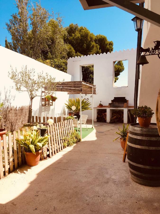 منزل الضيف Macastre  في La Casita Santa Barbara المظهر الخارجي الصورة