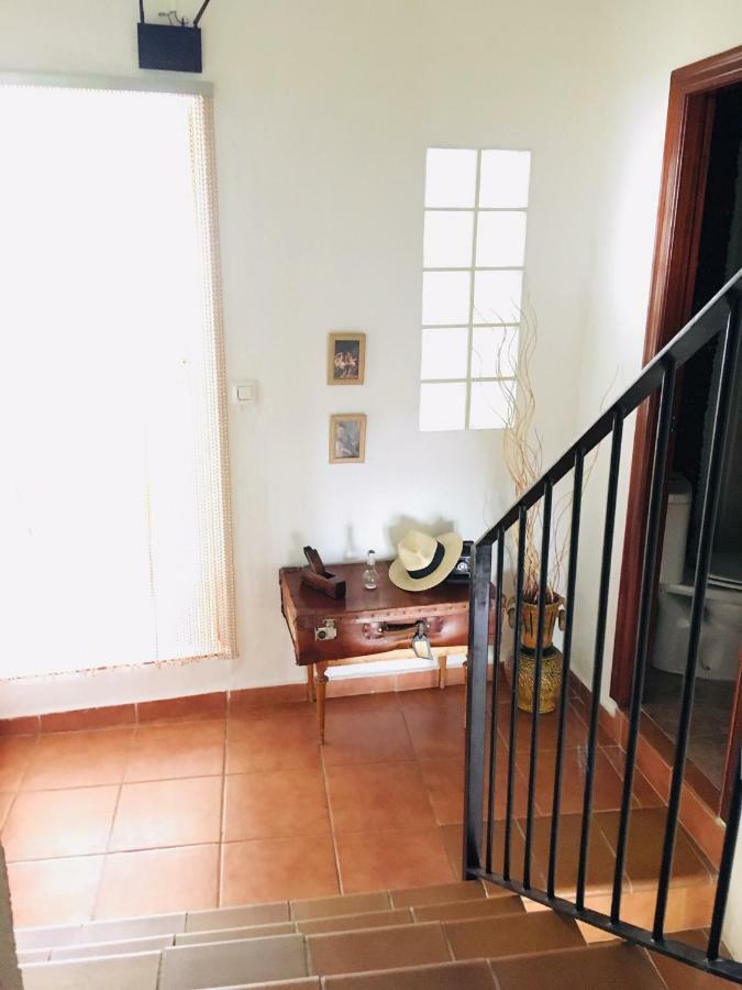 منزل الضيف Macastre  في La Casita Santa Barbara المظهر الخارجي الصورة